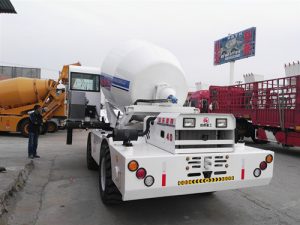 老司機(jī)強(qiáng)調(diào)的自上料攪拌車選用依據(jù)，少一個(gè)都不行